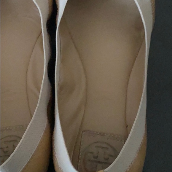 Tory Burch Caroline flats used condition. - Picture 3 of 9